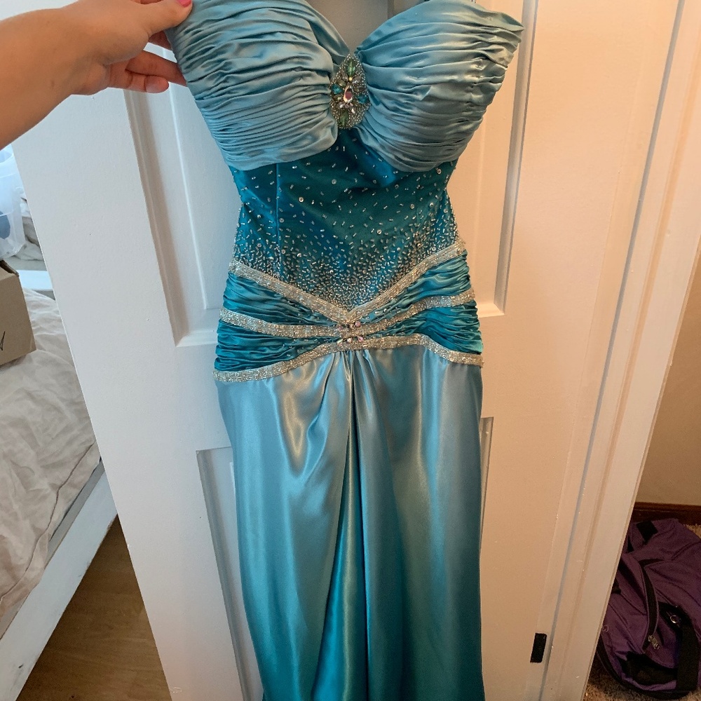 New w/o tags Evening Gown